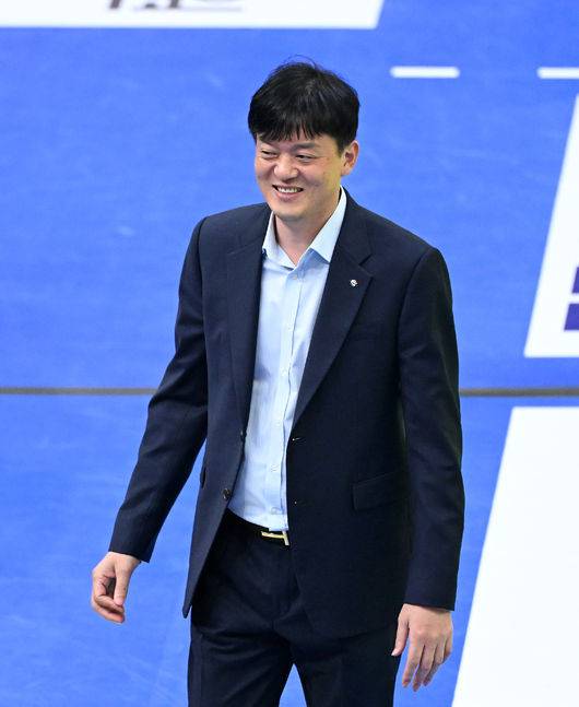 실바 투혼에 헛웃음 짓는 이영택 감독