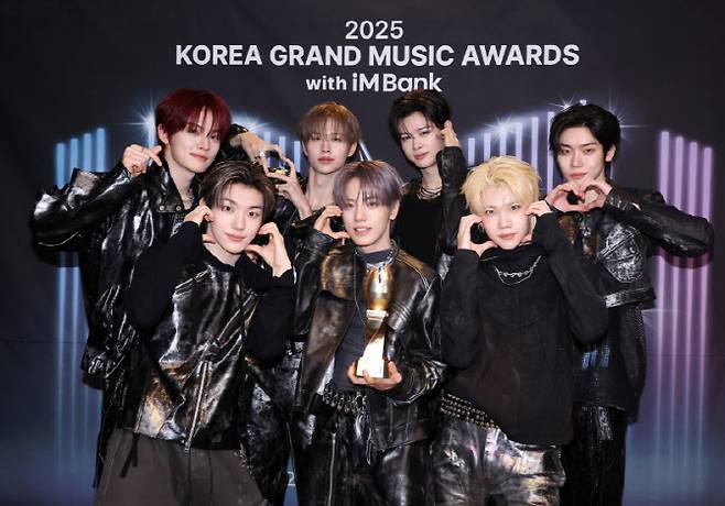 클로즈 유어 아이즈(사진=KGMA 조직위원회)