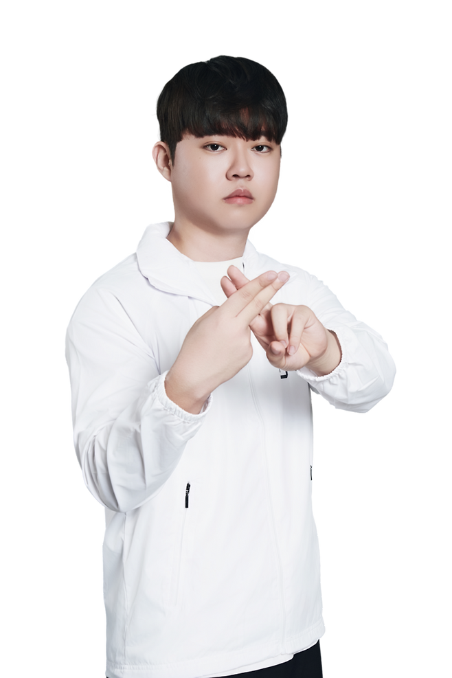 박찬화가 15일 서울 마포구 상암SOOP콜로세움에서 열린 2025 FSL 서머 결승전에서 T1 ‘오펠’ 강준호를 3-0으로 꺾었다. 사진 | 넥슨