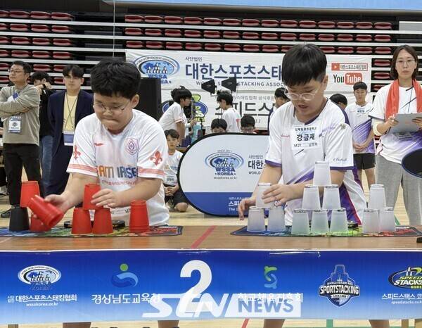 서우주가 지도한 이리서중(왼쪽)의 경기 모습. /사진(밀양)=강의택 기자