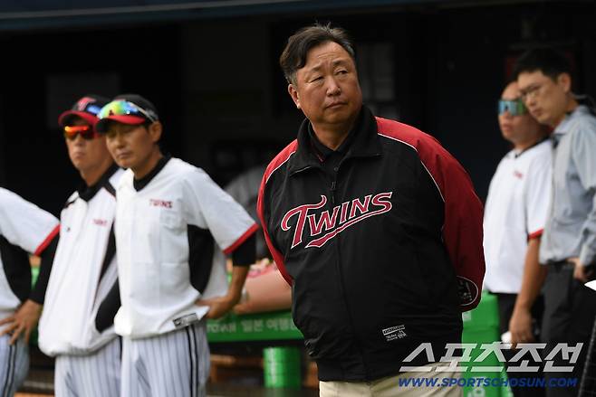 20일 잠실구장에서 열린 LG 트윈스와 삼성 라이온즈의 경기. LG 차명석 단장이 생각에 잠겨 있다. 잠실=박재만 기자 pjm@sportschosun.com/2025.09.20/