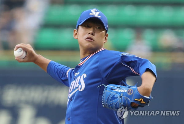 삼성 라이온즈 프랜차이즈 스타로 남을 기회를 승부 조작으로 망친 윤성환. ⓒ연합뉴스