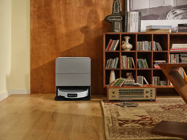 로보락 로봇청소기 'S9 맥스V 울트라'. 사진=로보락 제공