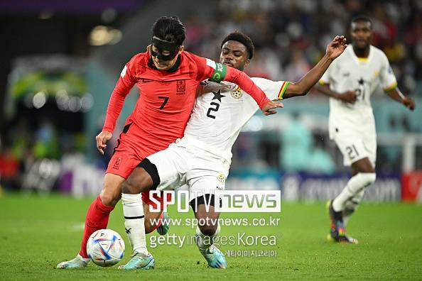 ▲ 손흥민이 3년 만에 가나와 재회한다. 경기를 앞두고 사전 기자회견에 참석한 손흥민은 "3년 전 월드컵에서 패한 것에 대해서 많은 생각을 하고 있지 않다. 다가올 월드컵을 생각하고 있다"라고 밝혔다.