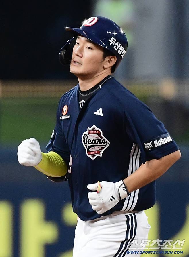 12일 광주 기아챔피언스필드에서 열린 KIA와 두산의 경기. 1회초 선두타자 솔로홈런을 날린 두산 안재석. 광주=송정헌 기자songs@sportschosun.com/2025.09.12/