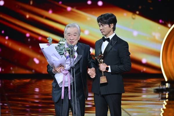 고(故) 이순재와 최수종./사진=KBS