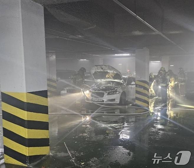 화재 현장. (경기도소방재난본부 제공. 재판매 및 DB 금지) 2025.11.27/뉴스1