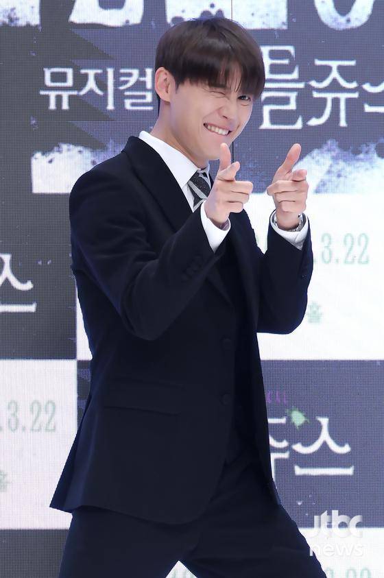 1일 오전 서울 엘리에나 호텔에서 뮤지컬 '비틀쥬스' 기자간담회가 열렸다. 이창호, 김수빈 작가, 심설인 연출, 배우 정성화, 정원영, 김준수, 홍나현, 장민제가 참석했다. 박세완 엔터뉴스팀 기자 park.sewan@jtbc.co.kr