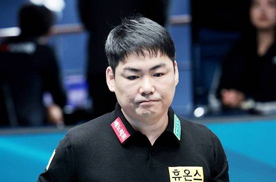 이상대가 1일 하림배PBA챔피언십 128강전에서 애버리지 2.747을 앞세워 이강욱을 3:0으로 완파했다. 레펀스 김준태 조건휘 엄상필 등도 64강에 올랐다. (사진=PBA)