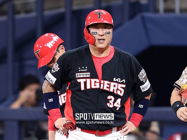 ▲ KIA를 떠나 친정팀 삼성으로 돌아갈 확률이 크게 높아진 최형우 ⓒ곽혜미 기자