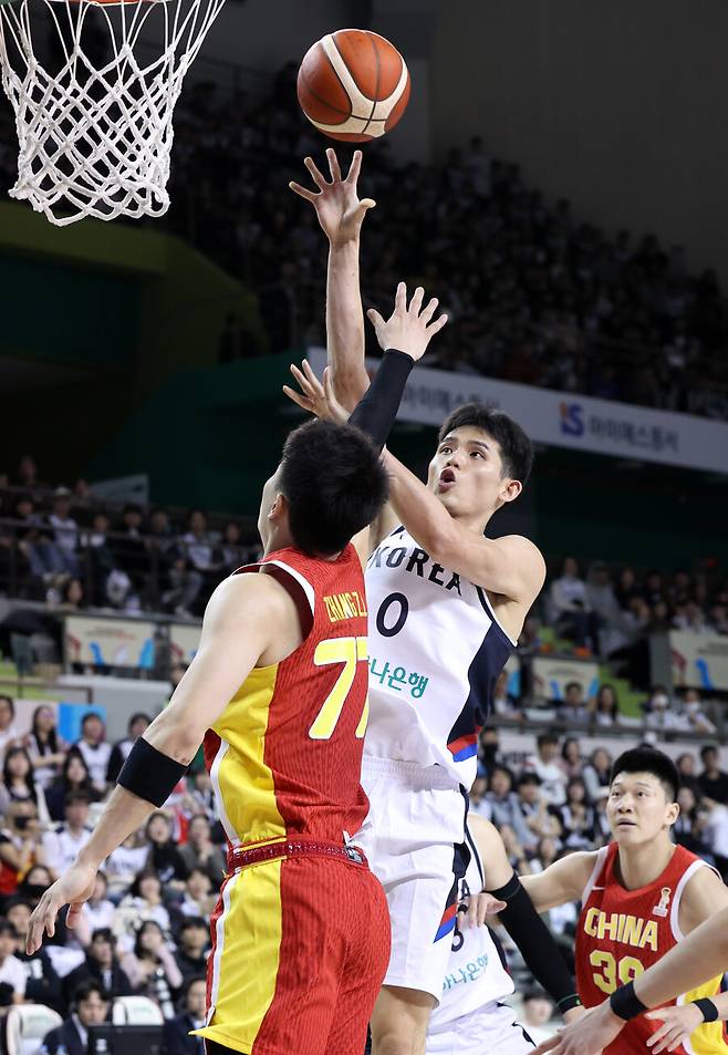 ▲ 1일 강원 원주 DB프로미 아레나에서 열린 2027 국제농구연맹(FIBA) 월드컵 아시아 예선 1라운드 B조 2차전 한국과 중국의 경기 ⓒ연합뉴스
