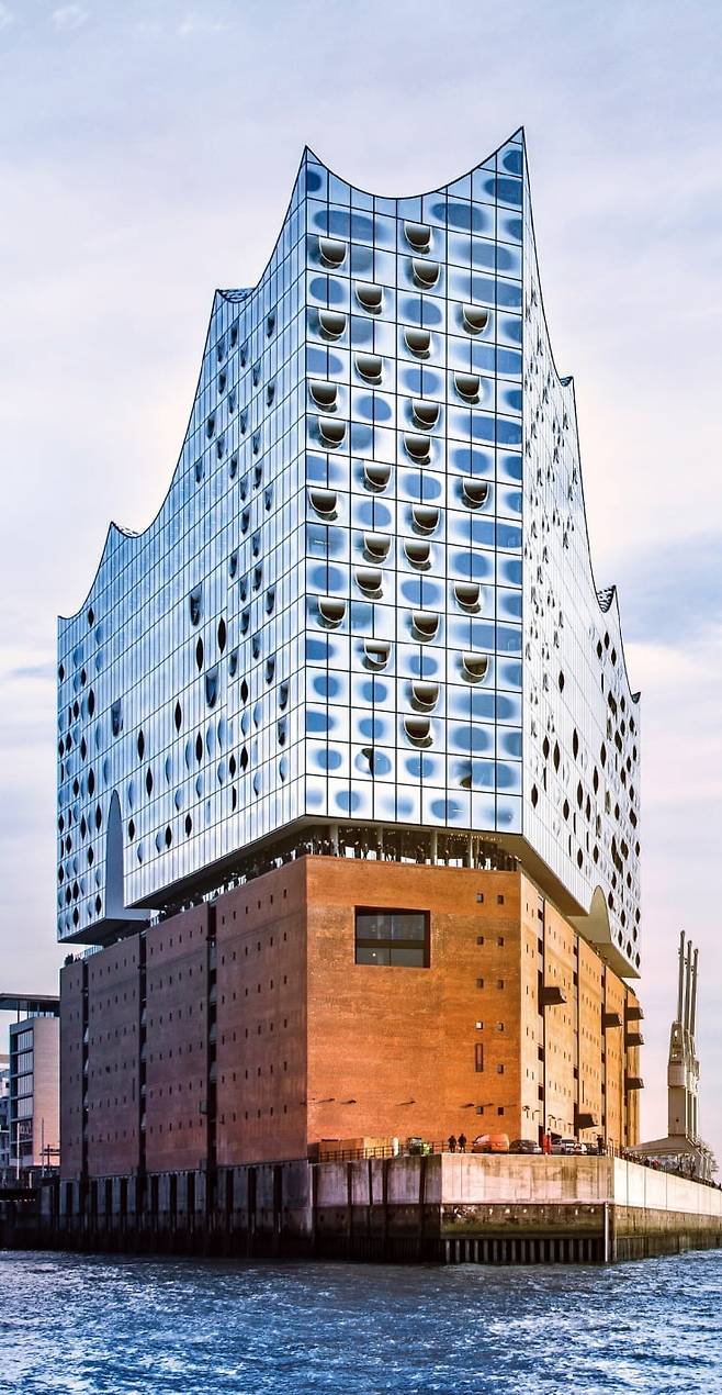 함부르크 엘브필하모니 Thies Raetzke