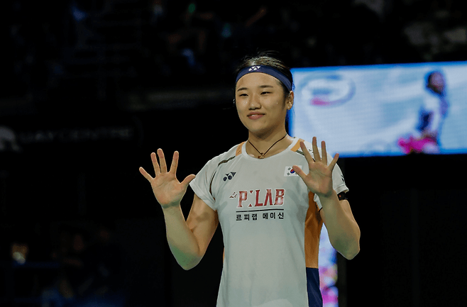 올 시즌 10차례나 우승하며 독주 체제를 굳힌 안세영. 채널에이 자료