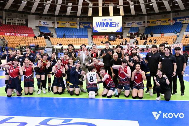 시즌 8번째 승리를 신고한 현대건설./KOVO