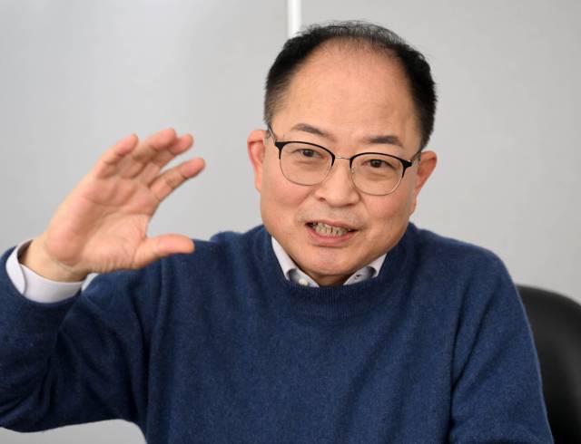 주세종 한국해양과학기술원 책임연구원이 공해상 심해저 광물자원 탐사·개발 과정에 대해 설명하고 있다. 성형주 기자