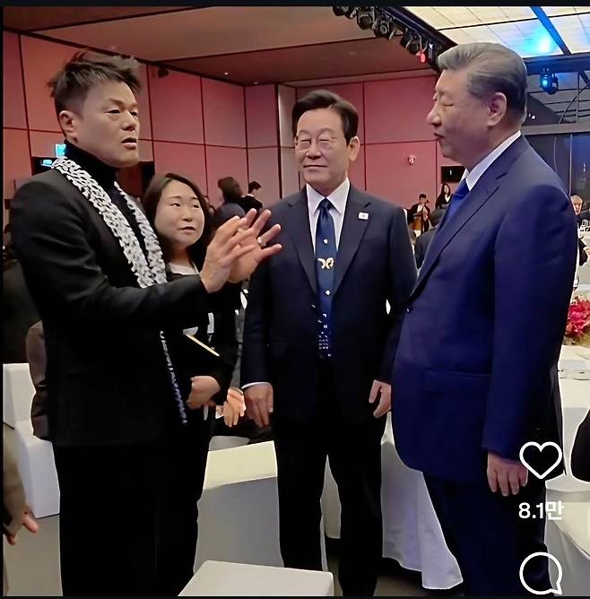 J. Y. Park, cochair of the Presidential Committee on Popular Culture Exchange, speaks with President Lee Jae-myung and Chinese President Xi Jinping during a state dinner held as part of the 2025 Asia-Pacific Economic Cooperation summit on Oct. 1. (Instagram, @asiansoul_jyp)