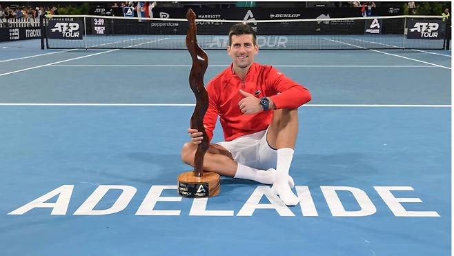 2023 애들레이드 ATP 250 우승 때의 노박 조코비치. 사진/ATP 투어