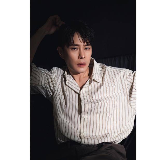 이기찬이 인터뷰를 통해 솔직한 이야기를 털어놨다. 매니지먼트인 제공