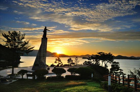 통영 이순신공원 해돋이