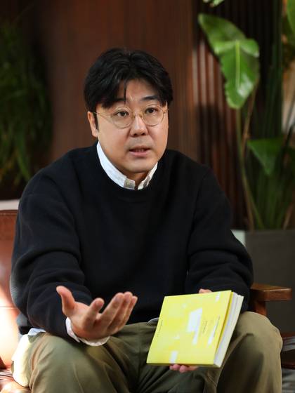 로컬 라이프스타일을 중심으로 하는 도시 콘텐트 기획사, 어반플레이 홍주석 대표. 사진 어반플레이