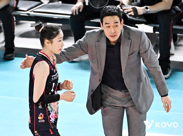 고희진 감독이 인쿠시를 평했다. 사진 제공= KOVO