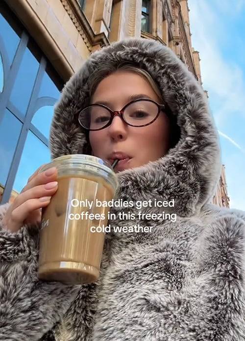 추운 겨울에도 아이스 커피를 찾는 젠지. /틱톡