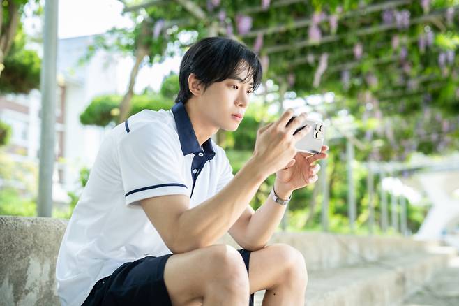 영화 ‘오늘 밤, 세계에서 이 사랑이 사라진다 해도’ 재원(추영우) 스틸. (주)바이포엠스튜디오 제공