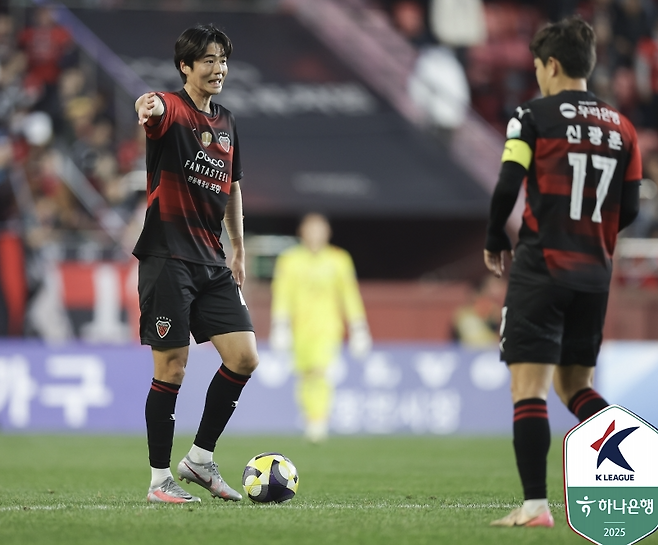 포항 스틸러스 기성용. 프로축구연맹