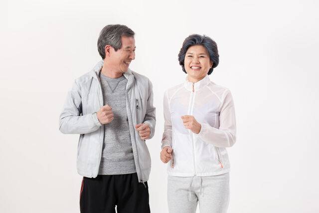 전문가들은 빈둥지 증후군을 극복하기 위해 자신만을 위해 시간을 갖는 것을 추천한다. 사진은 기사의 특정 사실과 관련 없음. 클립아트코리아