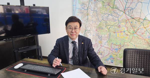 주완용 한국공인중개사협회 제14대 김포시지회장. 양형찬기자