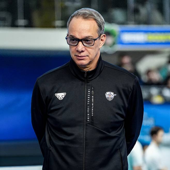 마우리시오 파에스 전 우리카드 감독.