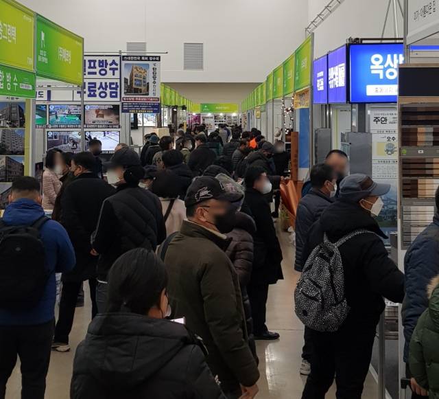 2026 대구 동아건축박람회가 1월 8일부터 11일까지 대구 엑스코에서 열려 건축·주거 산업의 최신 트렌드와 관련 제품을 한자리에서 선보인다. 동아전람 제공