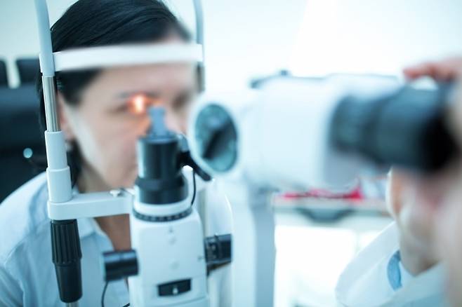 안구 검사 자료사진(해당 기사와 직접적 관련 없음). 아이클릭아트