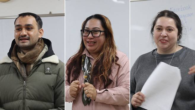 대전에서 유학한 외국인들이 취업과 정착에 대한 의견을 나누는 세미나에서 사가르, 바네사, 레이첼(사진 왼쪽부터) 씨가 각각 자신의 생각을 설명하고 있다. (사진=임병안 기자)