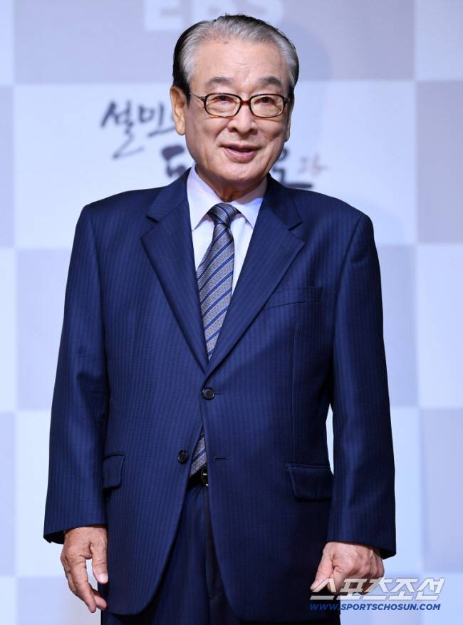 이순재