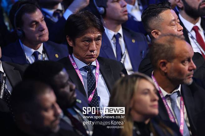 ▲ 홍명보호의 1승 제물이 맞다. 남아공은 아프리카 네이션스컵을 4전 2승 2패, 6득점 6실점이라는 성적표로 마감했다. 조별리그 B조에서 앙골라(2-1 승), 짐바브웨(3-2 승)를 잡았으나 이집트(0-1 패)에 패하며 2위로 16강에 올랐던 남아공은 토너먼트 첫 관문에서 아프리카 전통의 강호 카메룬의 벽을 넘지 못하고 짐을 쌌다.