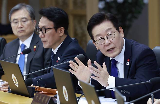 이재명 대통령이 지난해 12월 16일 정부세종청사에서 열린 국무회의에서 발언하고 있다. 연합뉴스
