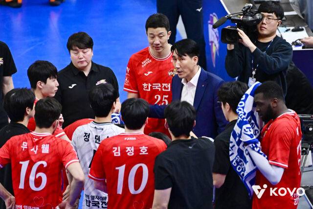 한국전력 작전타임./KOVO