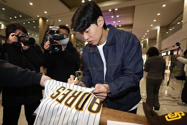 ▲ 샌디에이고가 추가적으로 1루수를 영입할 경우, 송성문의 출전 시간에는 제약이 생길 수 있다 ⓒ연합뉴스