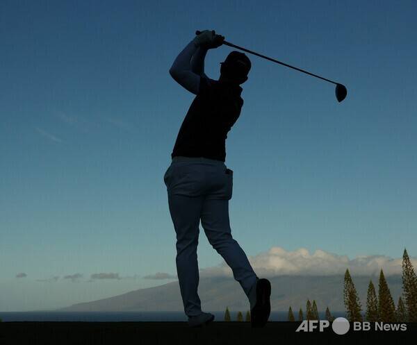 칼럼 내용과 관련 없는 참고 사진입니다. 사진은 미국프로골프(PGA) 투어 대회에서 샷을 하는 선수의 모습입니다. 사진제공=ⓒAFPBBNews = News1 (사진을 무단으로 사용하지 마십시오.)