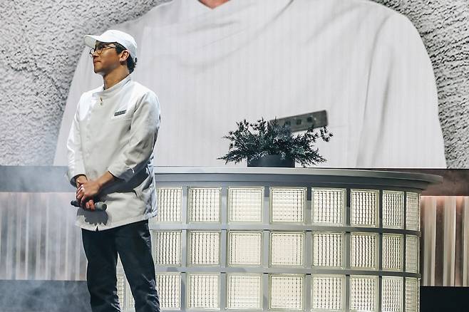 <흑백요리사: 요리 계급 전쟁> 시즌2에서 결승전에 오른 최강록 셰프. 넷플릭스 제공