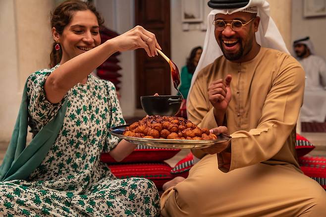 라마단 기간에 즐겨먹는 아랍식 찹쌀 도넛 루카이마트. 사진제공Visit Dubai