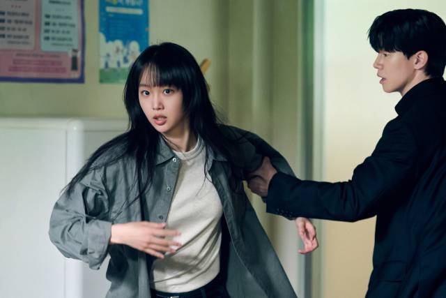'참교육'의 스틸컷. 사진 제공=넷플릭스