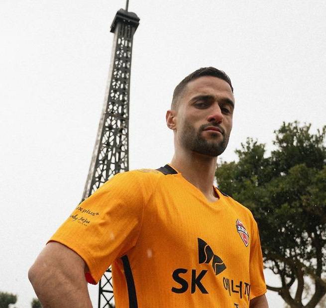 프랑스 출신 센터백 줄리앙 세레스틴