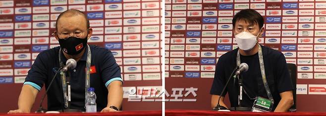 "<yonhap photo-2638=""> 박항서호 베트남, 신태용호 인니에 승리 (두바이 VNA=연합뉴스) 박항서 베트남 축구대표팀 감독(왼쪽 사진)과 신태용 인도네시아 축구대표팀 감독이 8일(한국시간) 아랍에미리트(UAE) 두바이의 알 막툼 스타디움에서 열린 인도네시아와 2022 카타르 월드컵 아시아지역 2차 예선 6차전을 마친 뒤 각각 기자회견을 하고 있다. 이날 경기에서 박항서호는 신태용호에 4-0으로 승리했다. 2021.6.8 photo@yna.co.kr/2021~06~08 14:03:37/ <저작권자 ⓒ 1980~2021 ㈜연합뉴스. 무단 전재 재배포 금지.>"</yonhap>