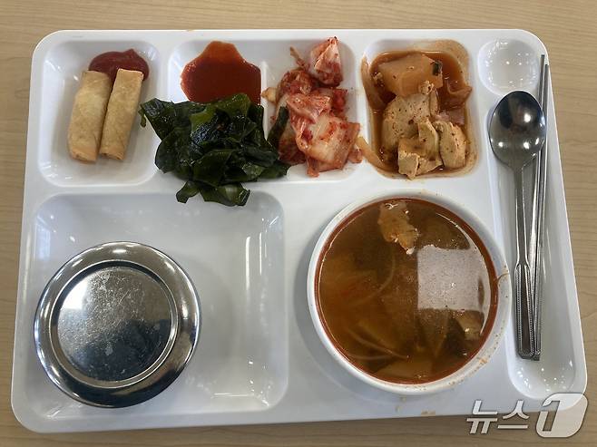 한 구내식당의 음식 사진. (필자 제공)