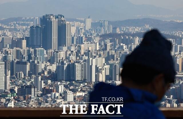 29일 한국부동산원이 발표한 주간 아파트 가격 동향에 따르면 1월 넷째 주(1월 26일 기준) 서울 아파트 매매가격은 0.31% 상승했다. /뉴시스