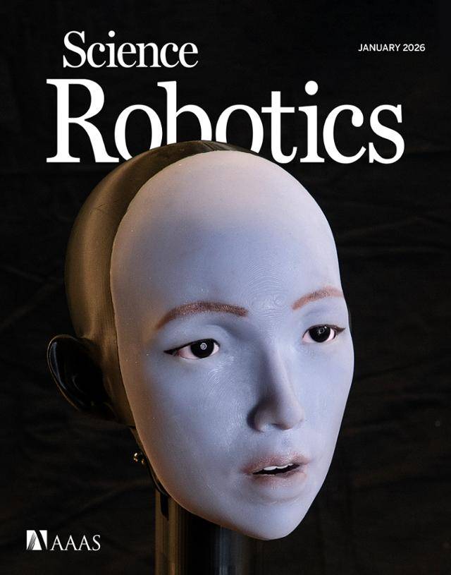 미국 컬럼비아대 연구진이 개발한 '립싱크하는 휴머노이드 로봇 얼굴'이 로봇공학 분야 국제학술지 '사이언스 로보틱스' 1월호의 표지에 실려 있다. 사이언스 로보틱스 제공