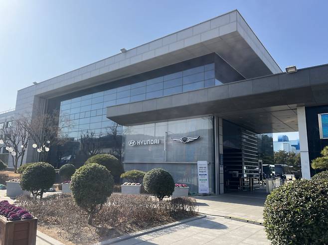 26일 현대차 울산공장 정문. /사진=이정우 기자