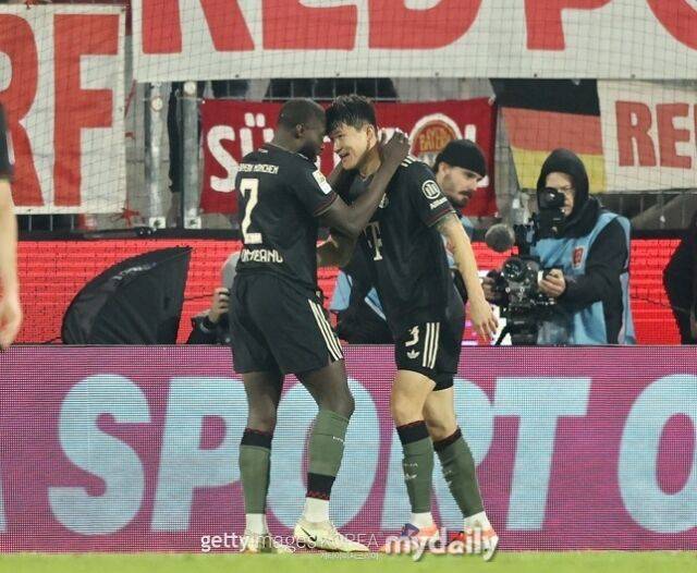 김민재와 우파메카노/게티이미지코리아